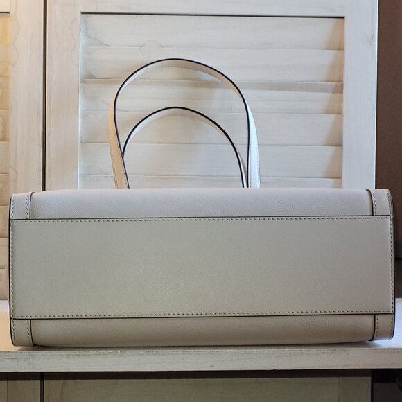 $139 NWT MICHAEL MICHAEL KORS LT Cream Large Leather Tote - Picture 7 of 9